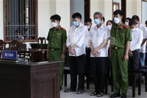 Cựu Giám đốc Ngân hàng VCB chi nhánh Tây Đô lĩnh 16 năm tù